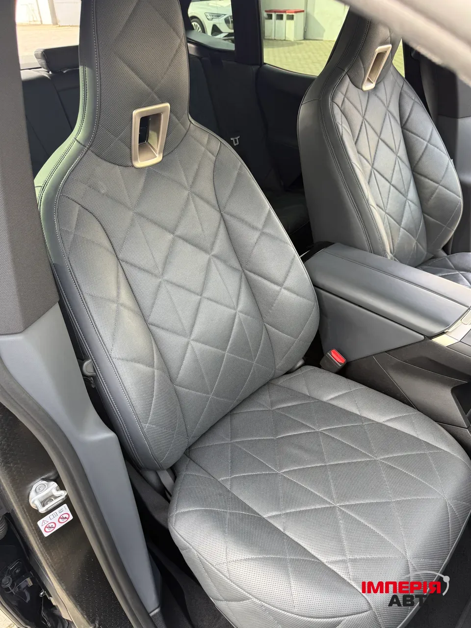 BMW iX - фото 20