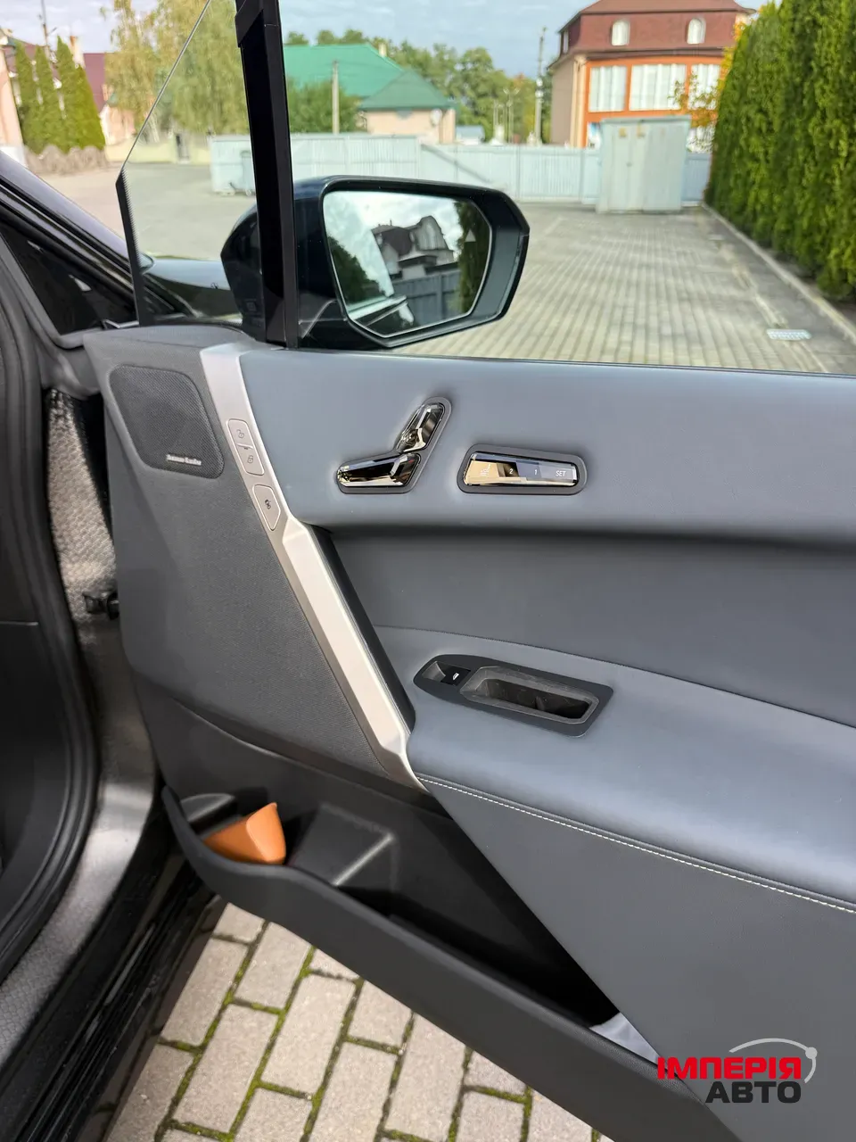 BMW iX - фото 19