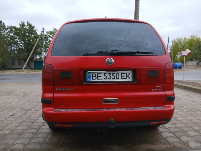 Volkswagen Sharan - фото 5