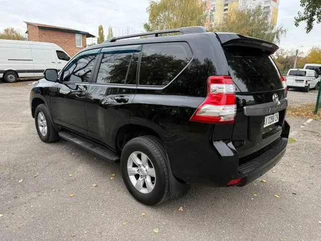 Toyota Land Cruiser Prado - фото 5