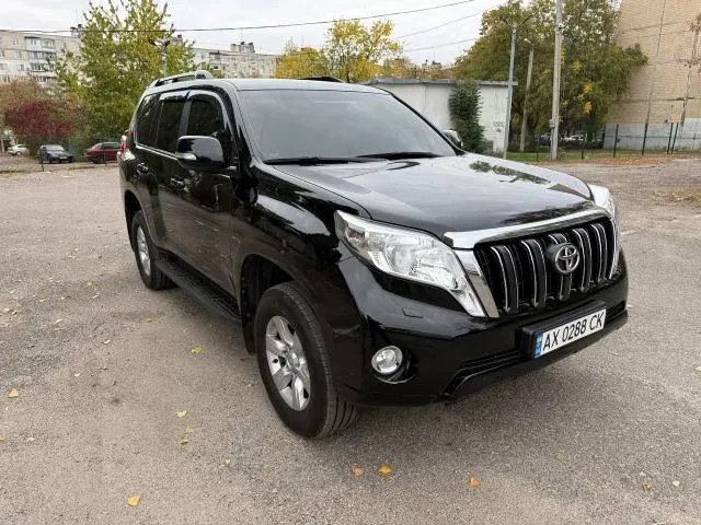 Toyota Land Cruiser Prado - фото 1