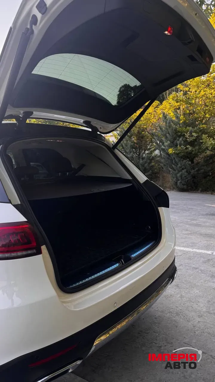 Mercedes-Benz GLE - фото 15