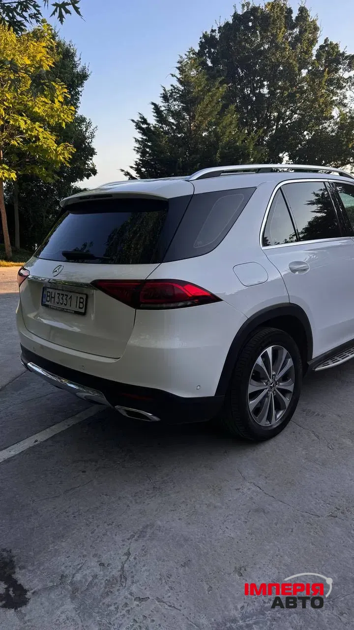 Mercedes-Benz GLE - фото 10