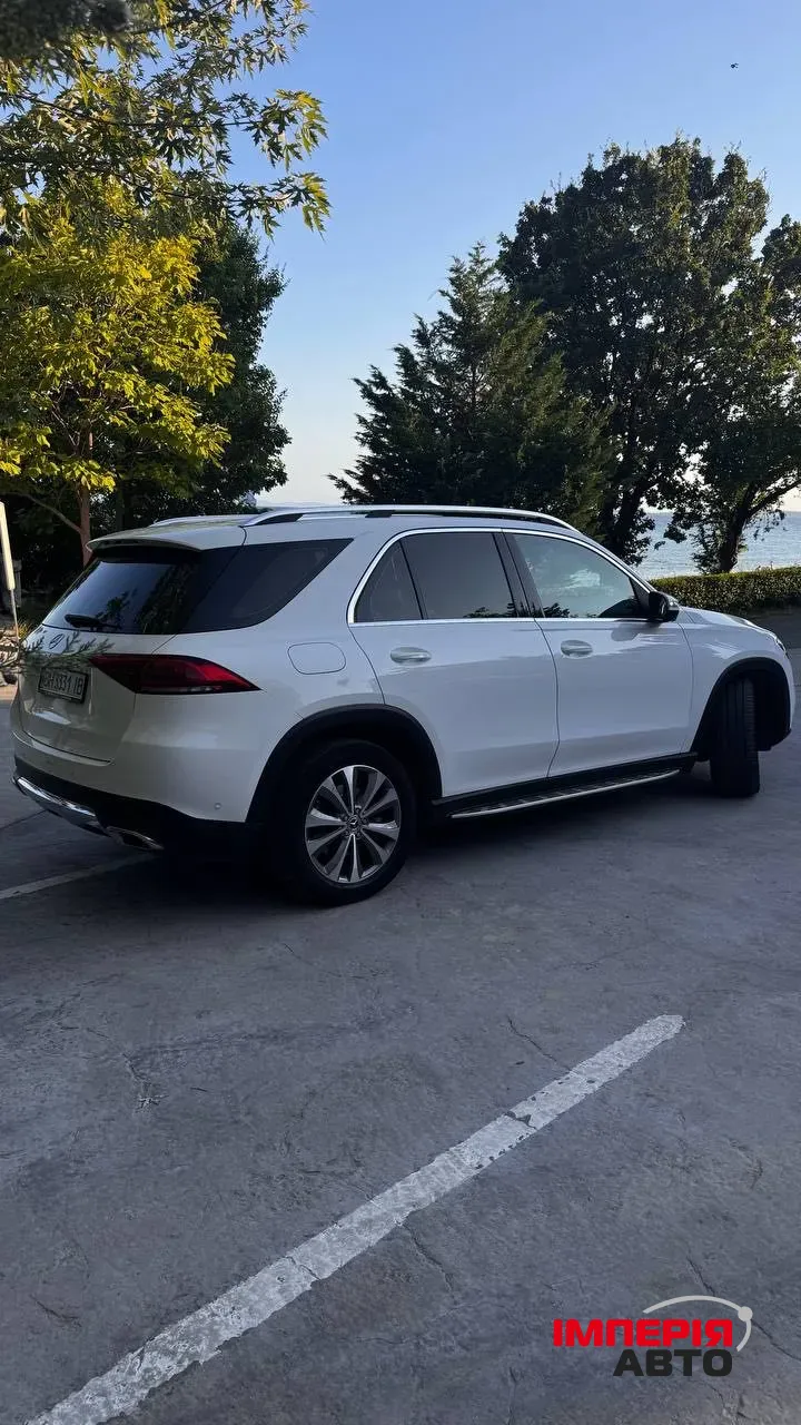 Mercedes-Benz GLE - фото 11