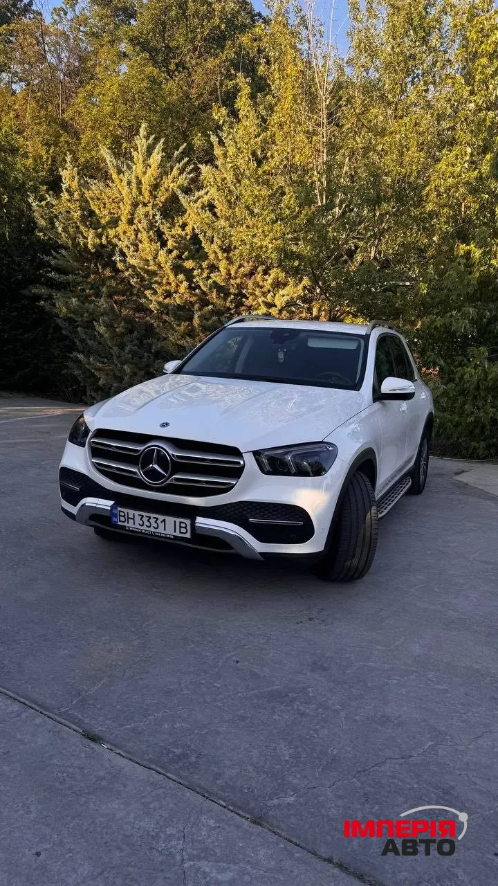 Mercedes-Benz GLE - фото 1