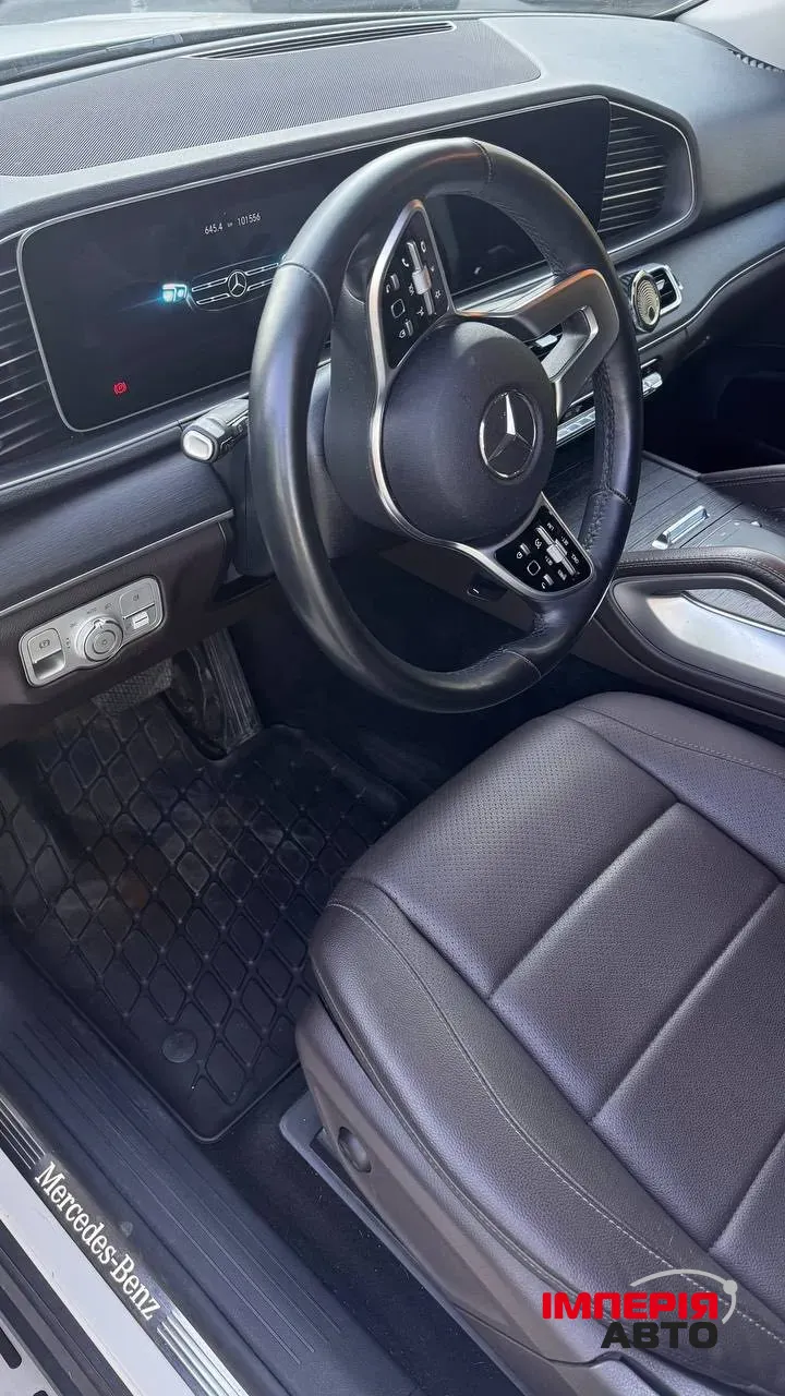 Mercedes-Benz GLE - фото 12