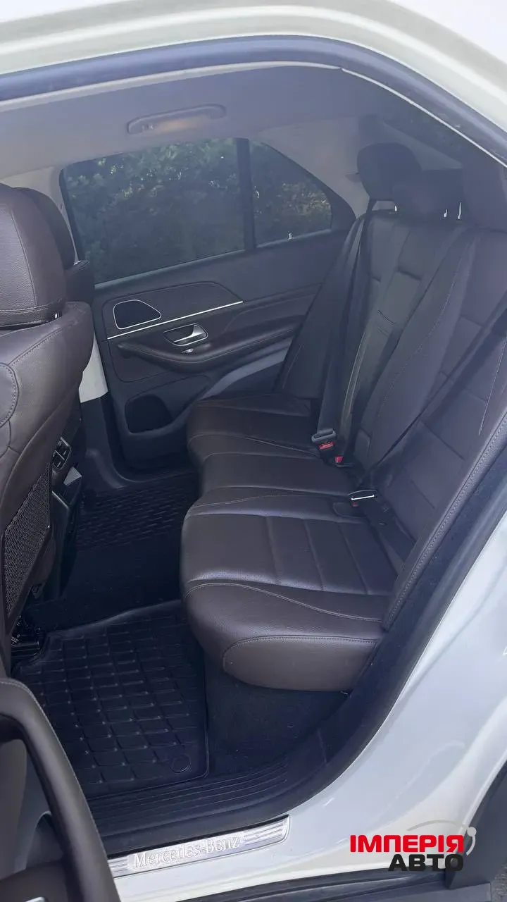Mercedes-Benz GLE - фото 8
