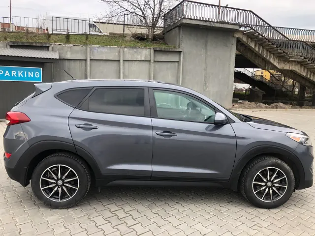 Hyundai Tucson - фото 4