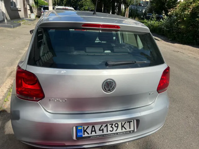 Volkswagen Polo - фото 4
