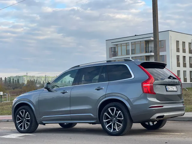 Volvo XC90 - фото 5