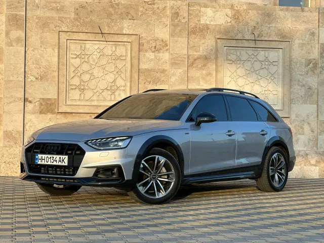 Audi A4 allroad - фото 1