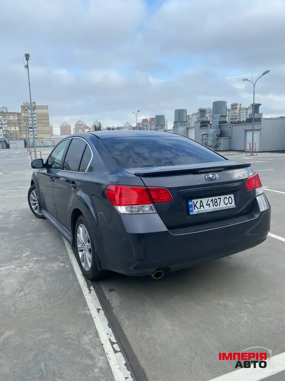 Subaru Legacy - фото 6