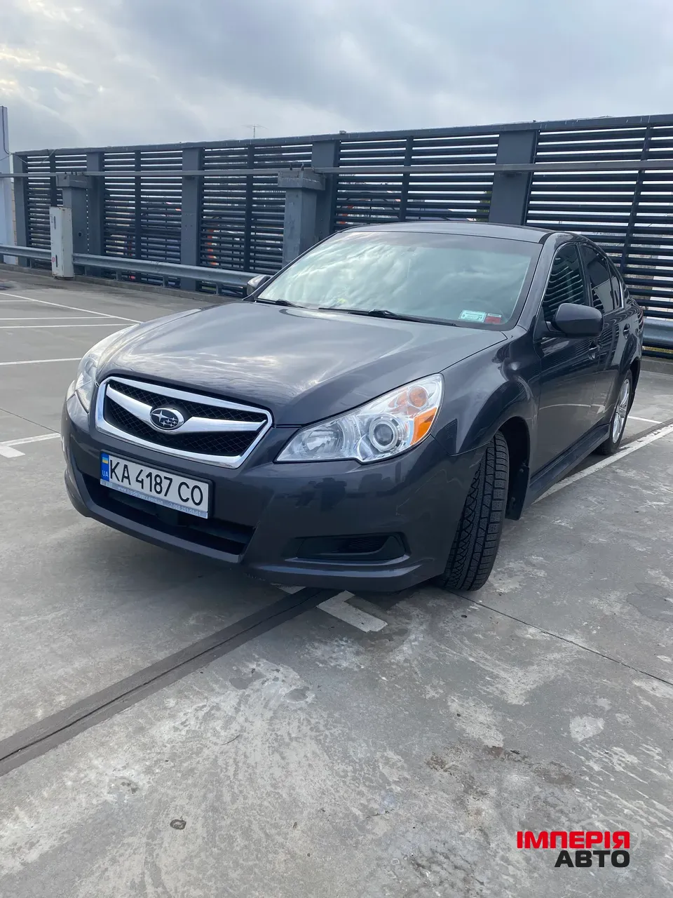 Subaru Legacy - фото 1