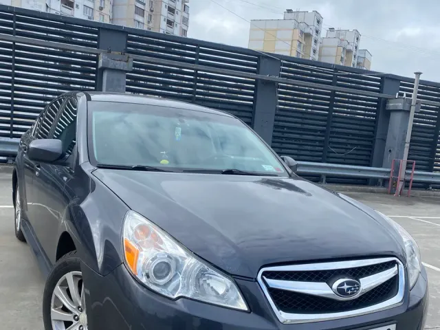 Subaru Legacy - фото 2