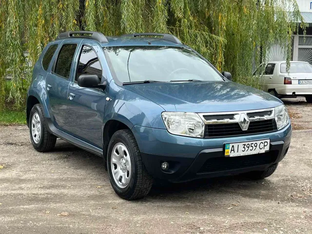 Renault Duster - фото 1