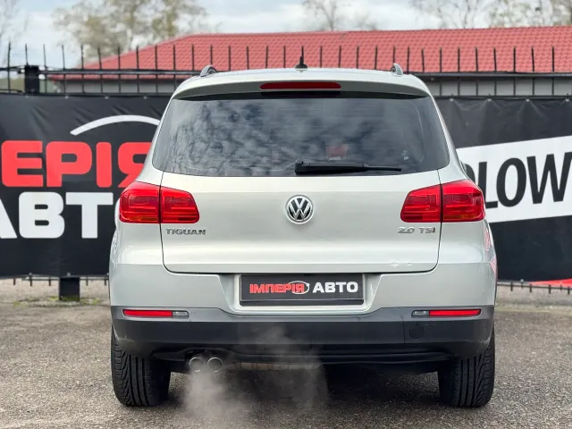 Volkswagen Tiguan - фото 4