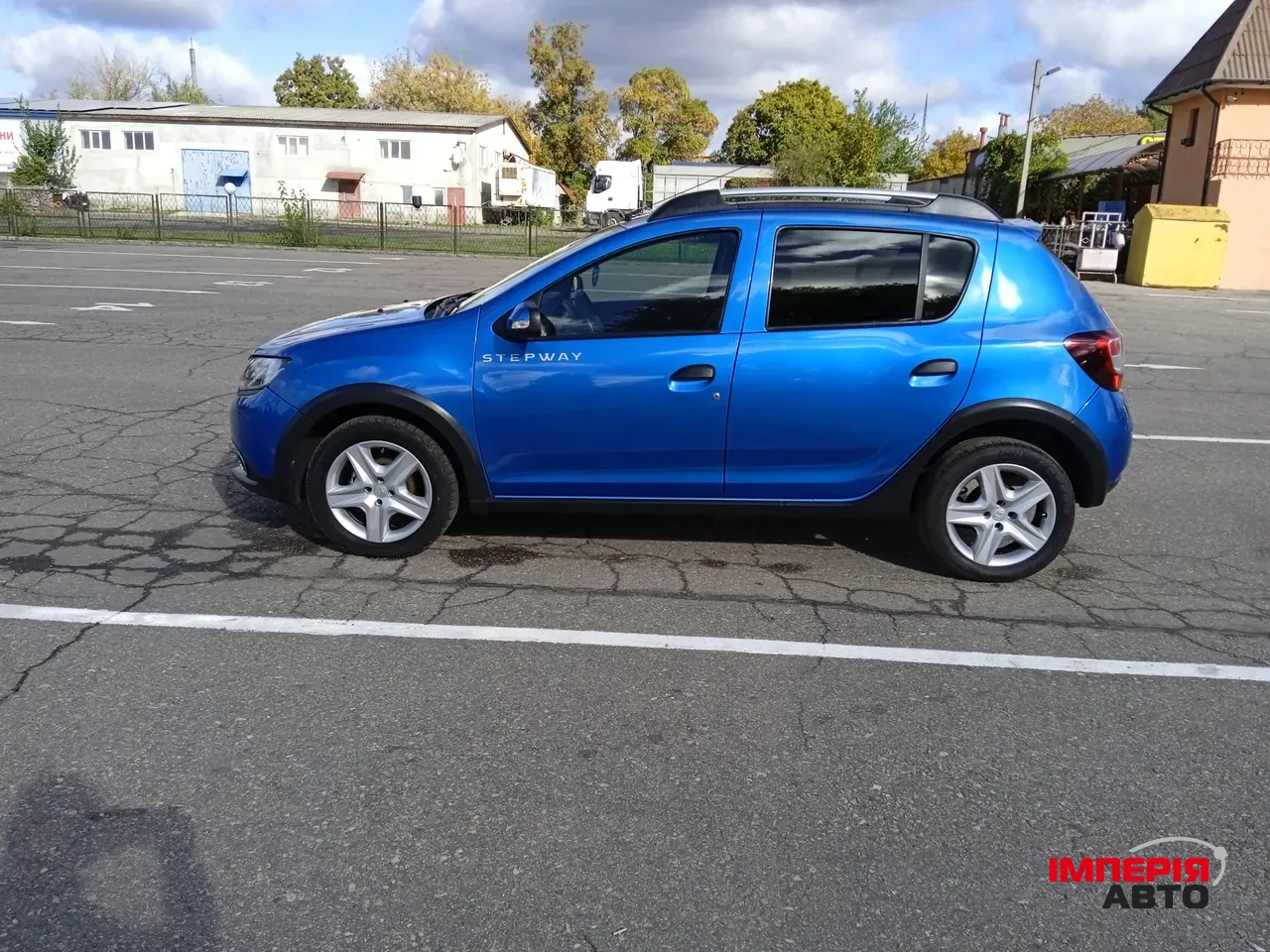 Renault Sandero - фото 15
