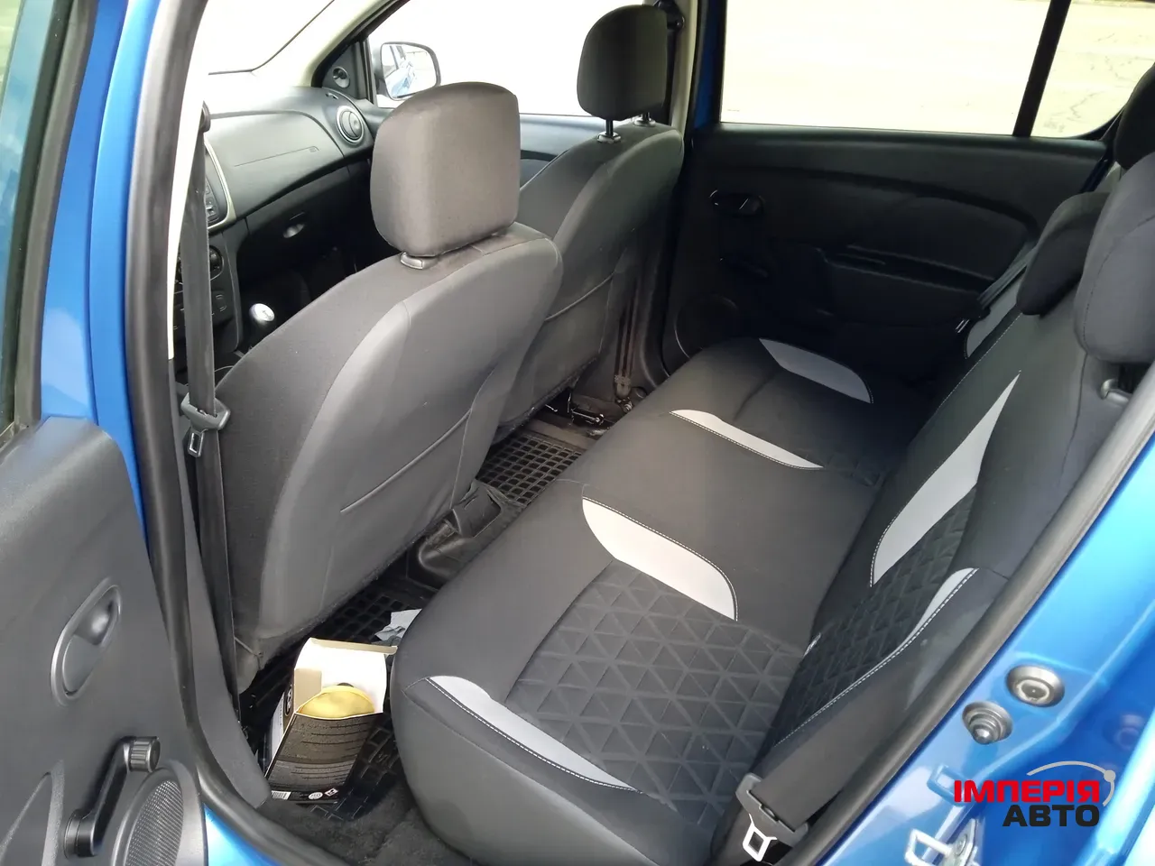 Renault Sandero - фото 9