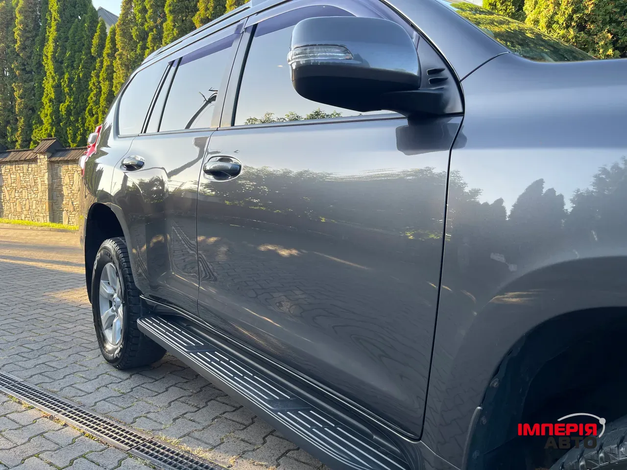 Toyota Land Cruiser Prado - фото 2