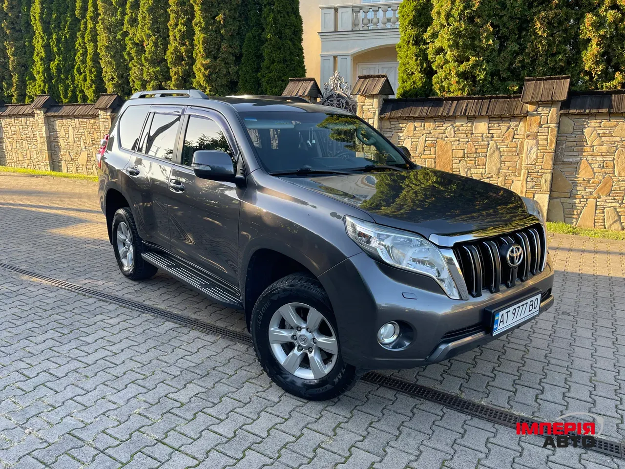 Toyota Land Cruiser Prado - фото 1