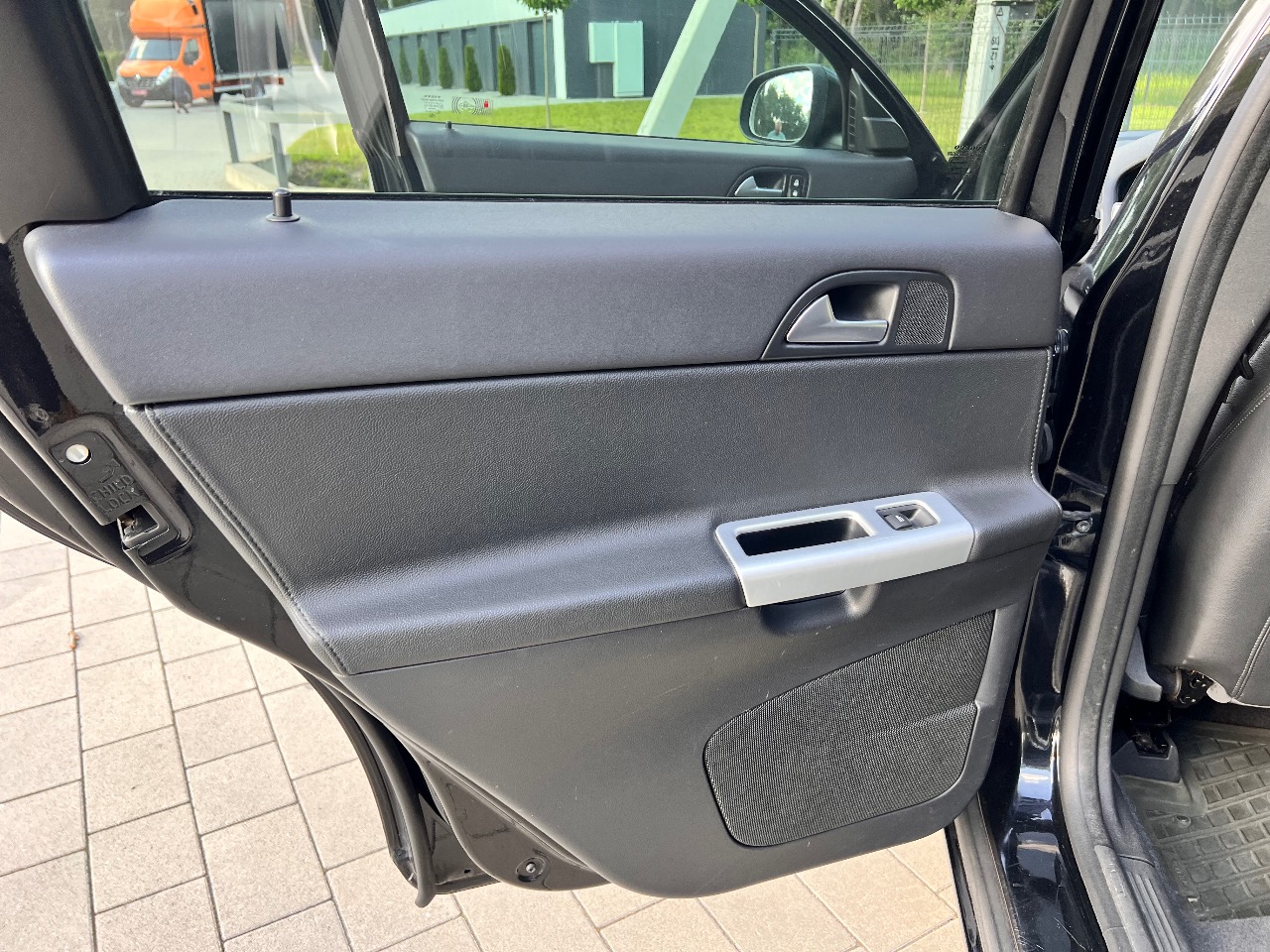 Volvo V50 - фото 37