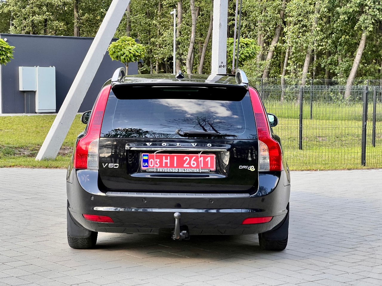 Volvo V50 - фото 2
