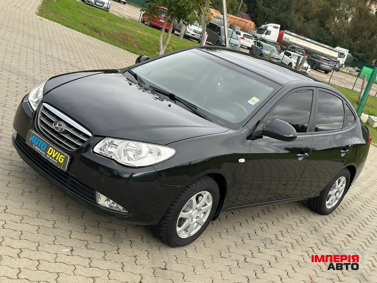 Hyundai Elantra - фото 8