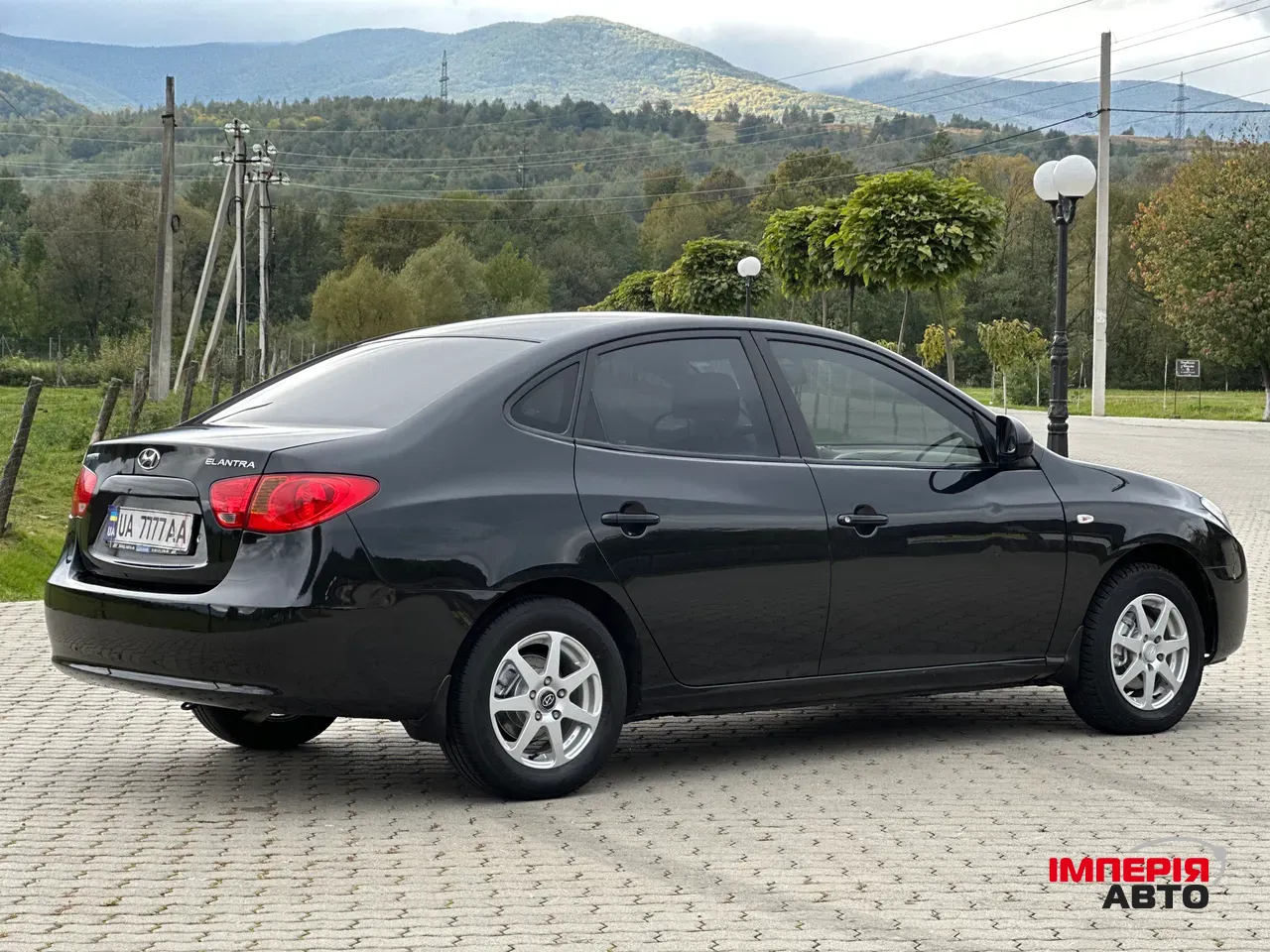 Hyundai Elantra - фото 4