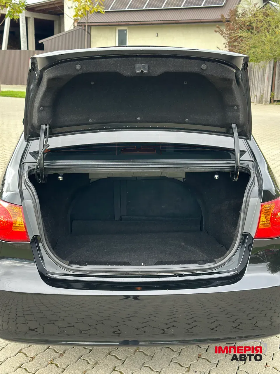 Hyundai Elantra - фото 16