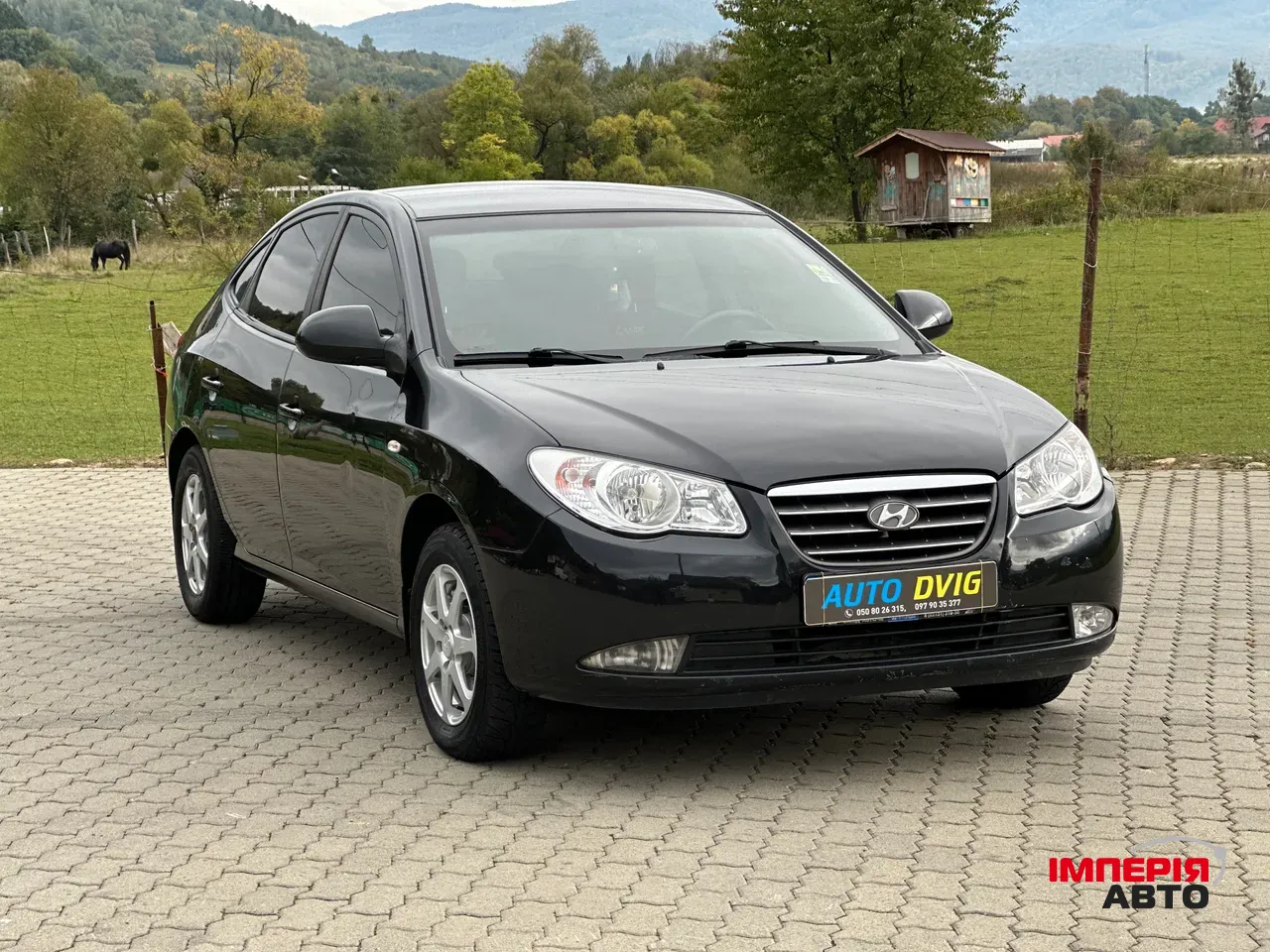 Hyundai Elantra - фото 3