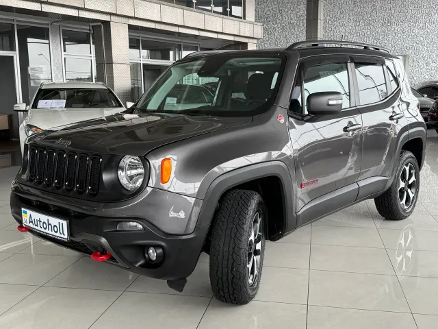 Jeep Renegade - фото 5