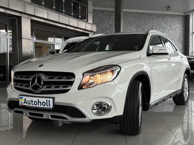 Mercedes-Benz GLA - фото 2