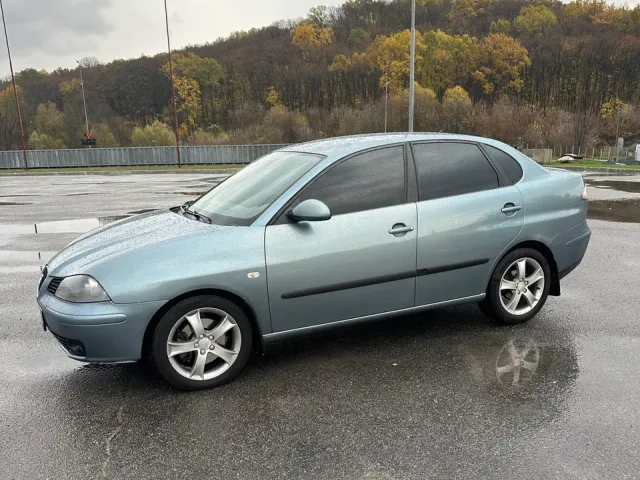 SEAT Cordoba - фото 3