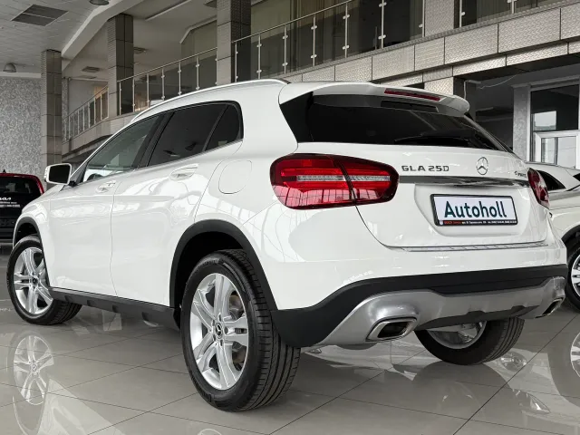 Mercedes-Benz GLA - фото 5