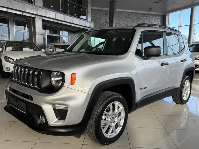 Jeep Renegade - фото 5