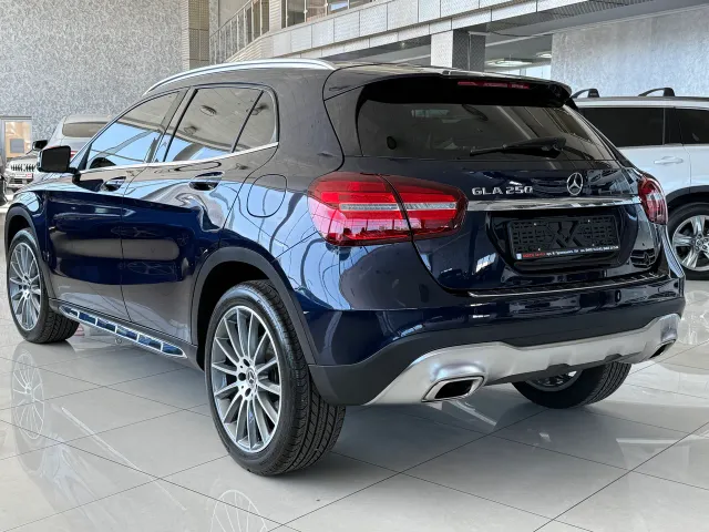 Mercedes-Benz GLA - фото 5