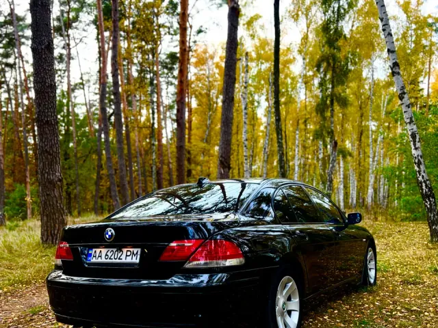BMW 7 серії - фото 4