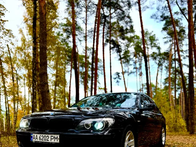 BMW 7 серії - фото 2