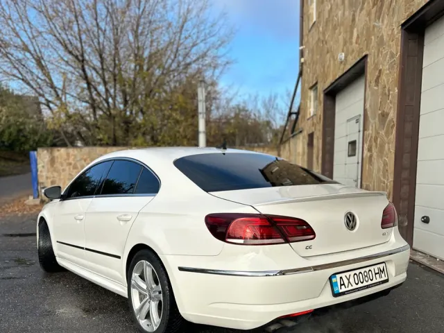 Volkswagen Passat CC - фото 3