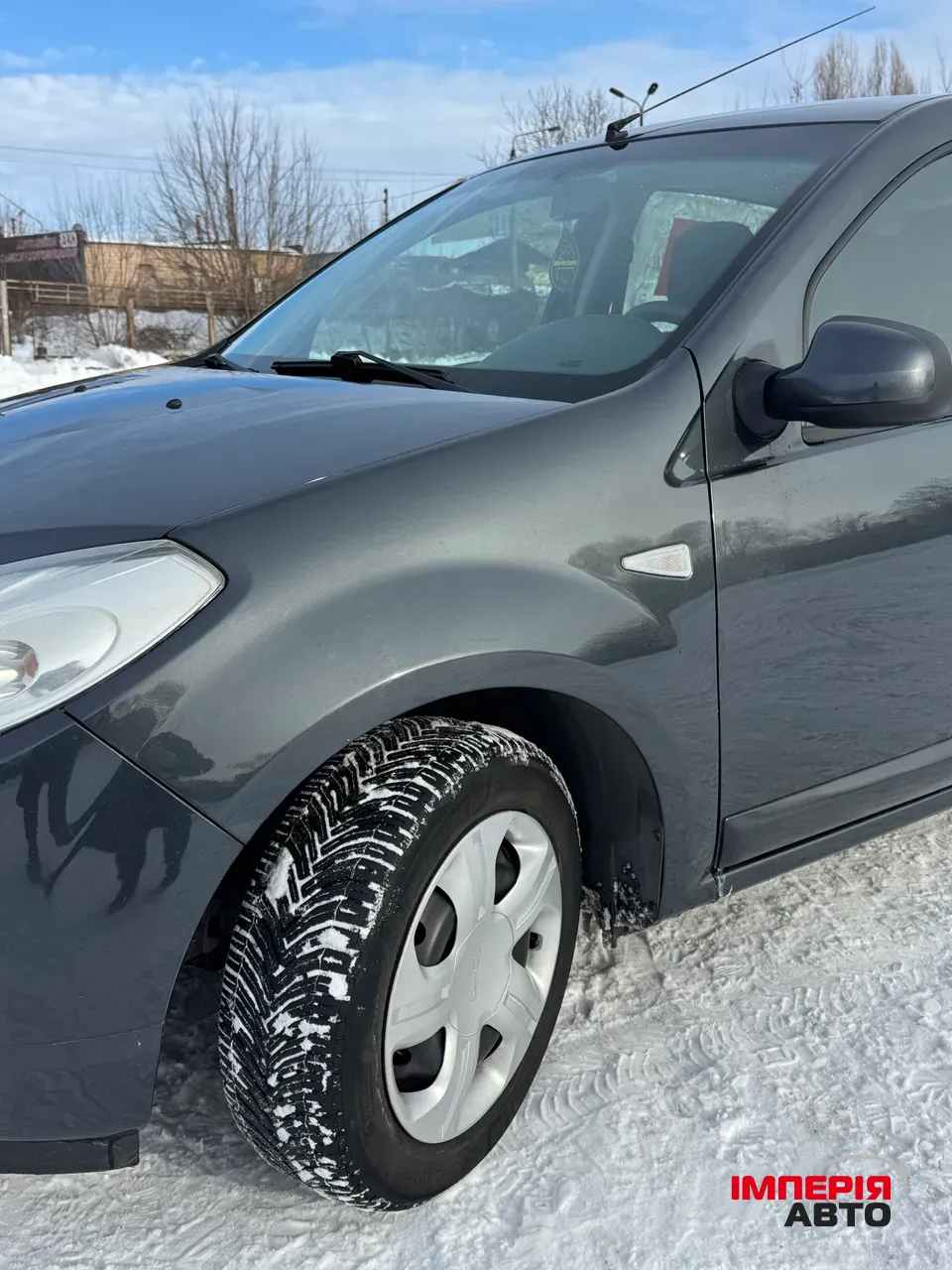 Dacia Sandero - фото 3