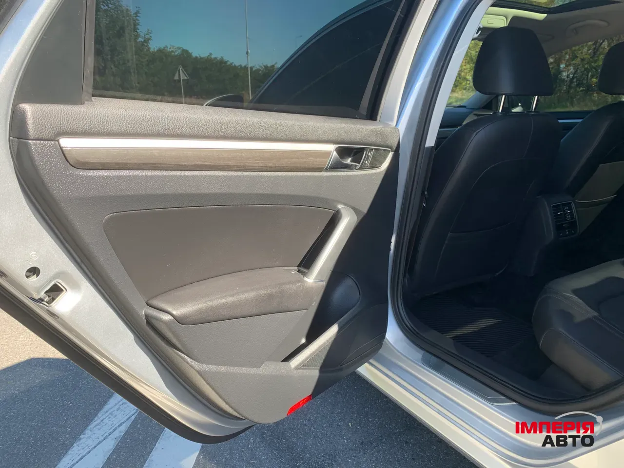 Volkswagen Passat (North America and China) - фото 40