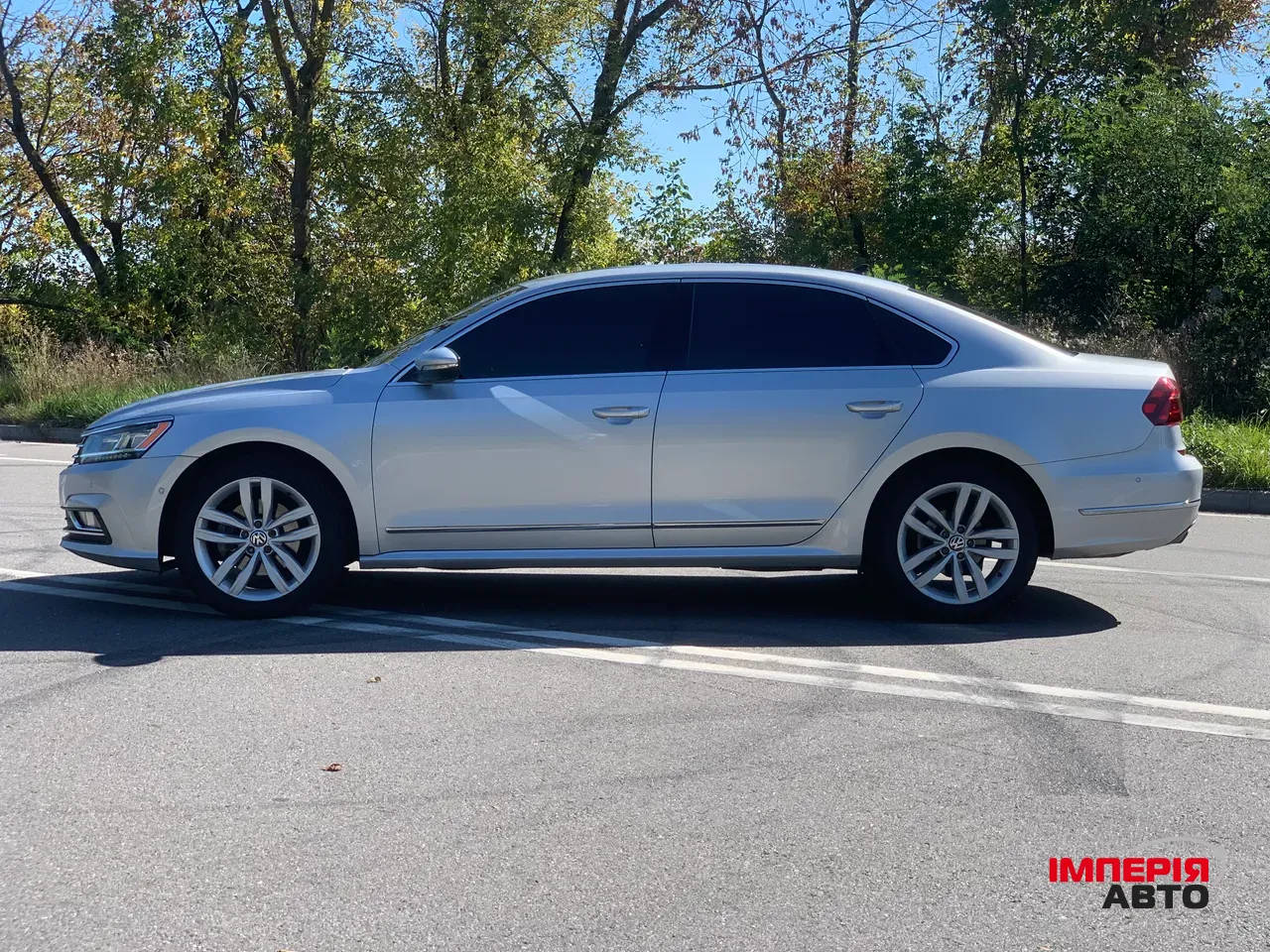 Volkswagen Passat (North America and China) - фото 3