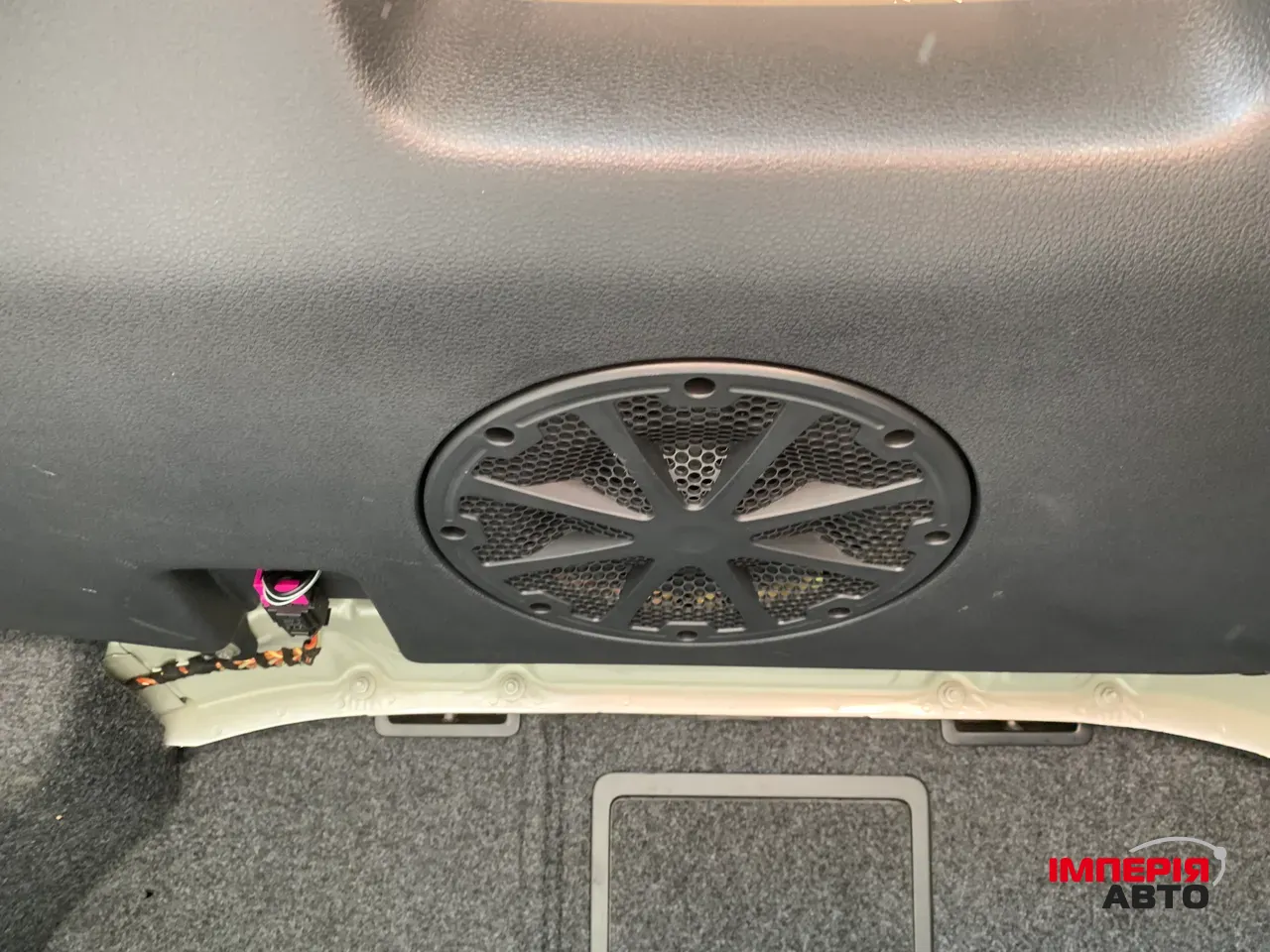 Volkswagen Passat (North America and China) - фото 72