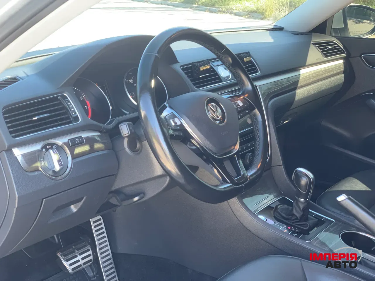 Volkswagen Passat (North America and China) - фото 30