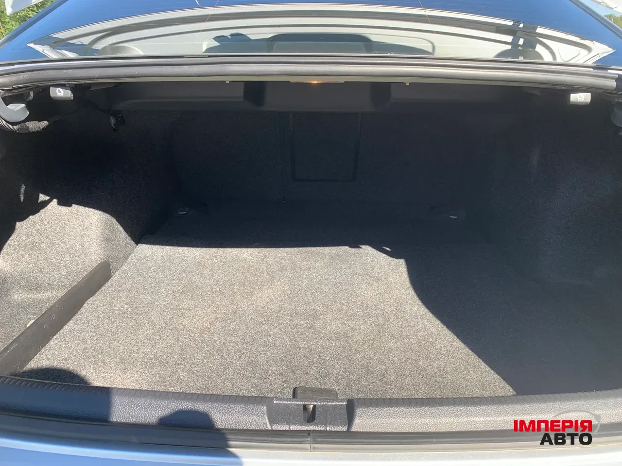 Volkswagen Passat (North America and China) - фото 53