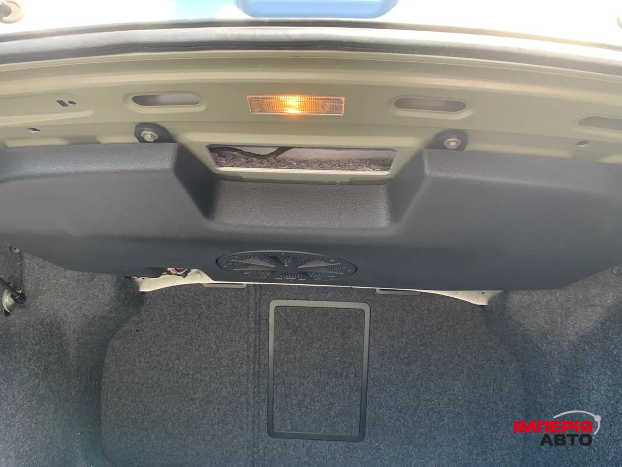 Volkswagen Passat (North America and China) - фото 73