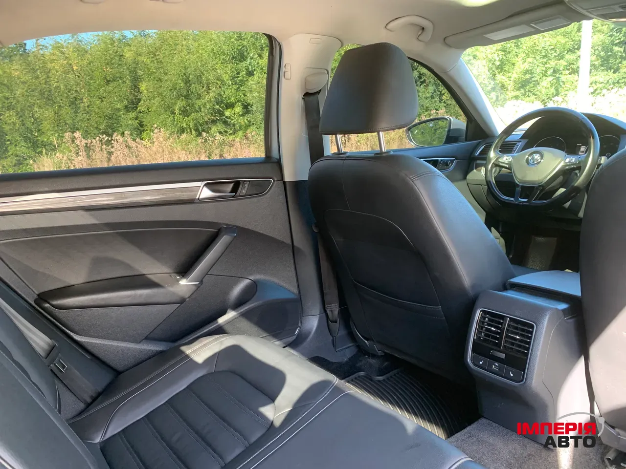 Volkswagen Passat (North America and China) - фото 49