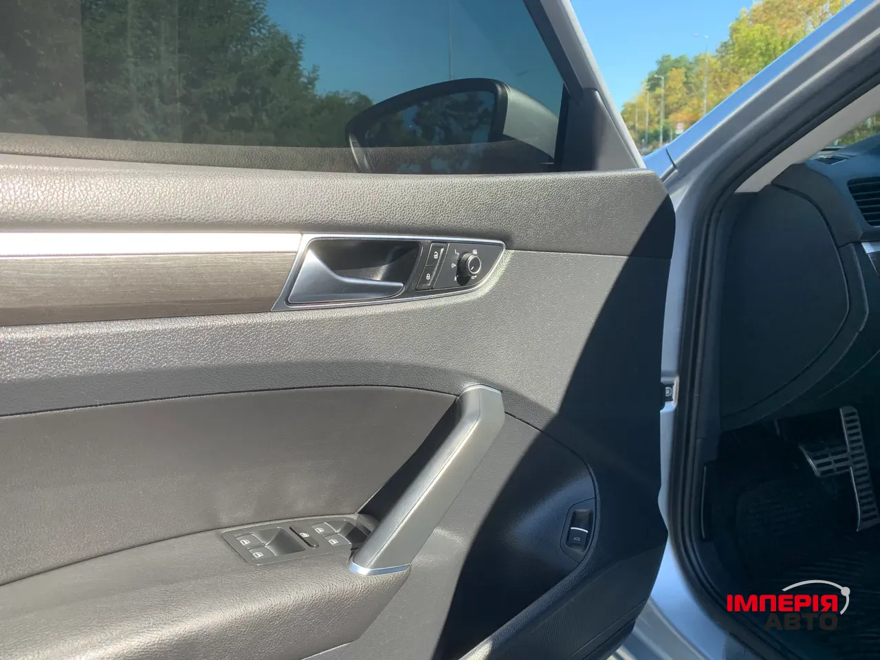 Volkswagen Passat (North America and China) - фото 22