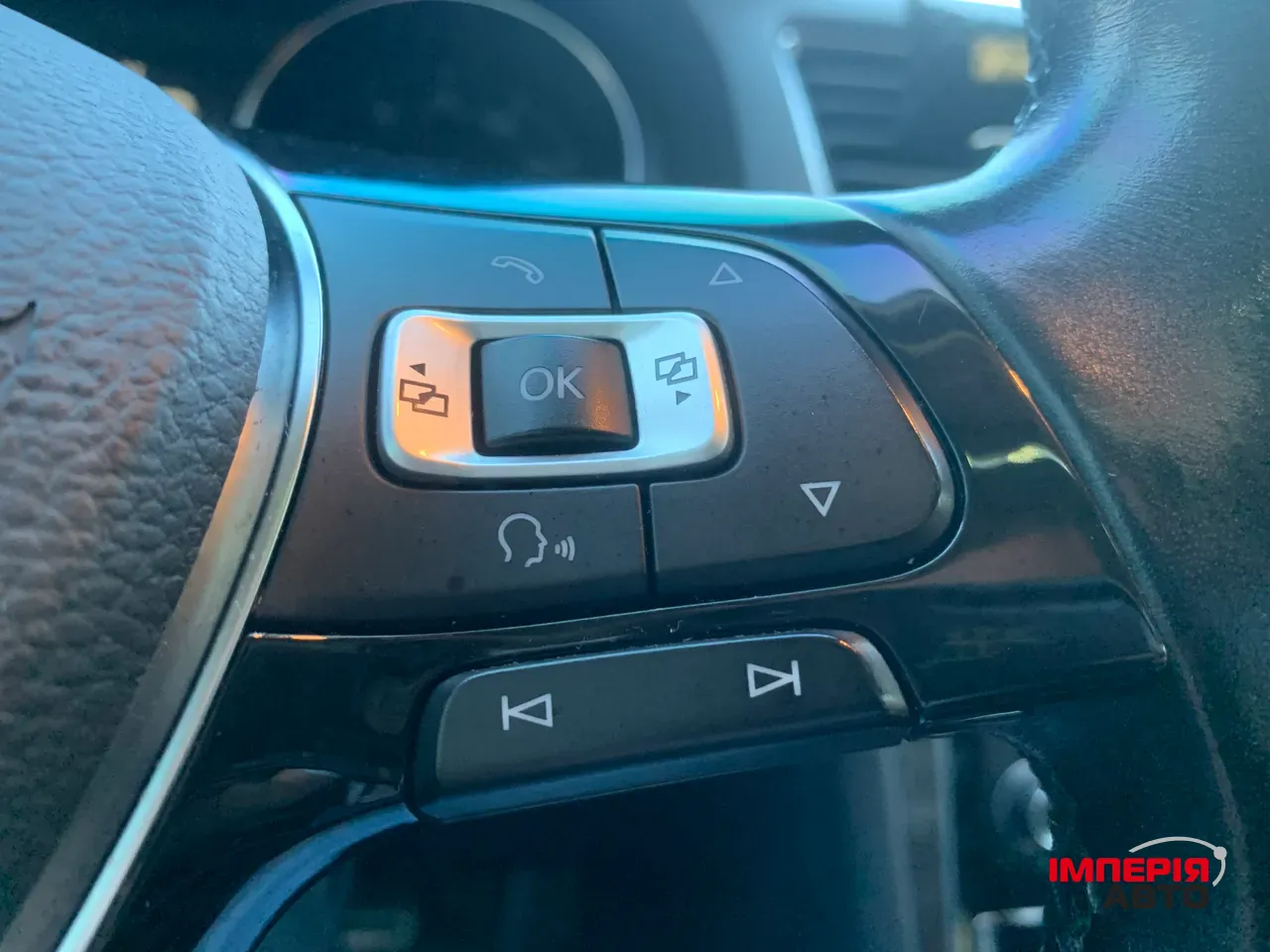 Volkswagen Passat (North America and China) - фото 39