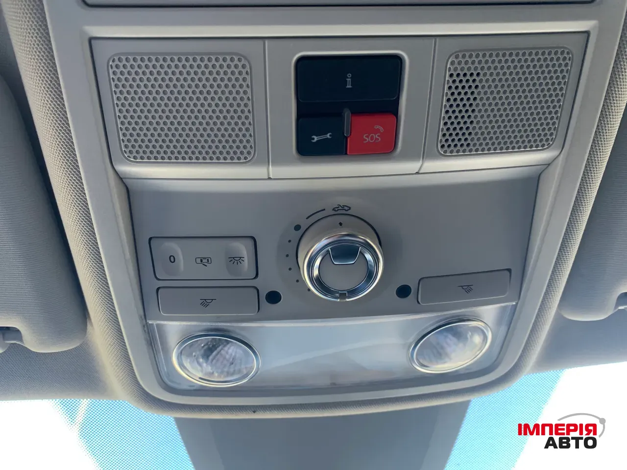 Volkswagen Passat (North America and China) - фото 37